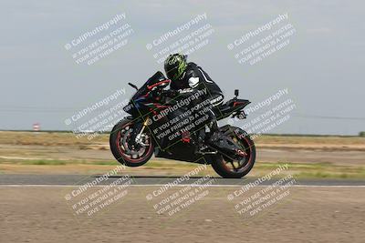 media/Sep-10-2023-Pacific Track Time (Sun) [[44210541ad]]/Group B/1220pm (Wheelie Bump)/